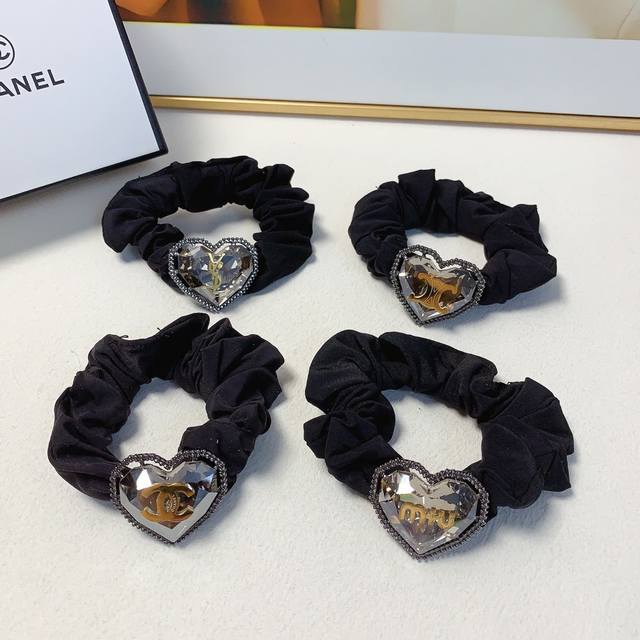 Miumiu Miu Miu Chanel Xiaoxiang Celine Ysl Saint Laurent Eight Hearts and Eight