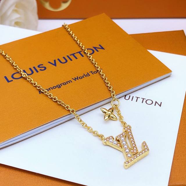 No. Lxl0033 Necklace Lv new set ~ rice bead earrings necklace