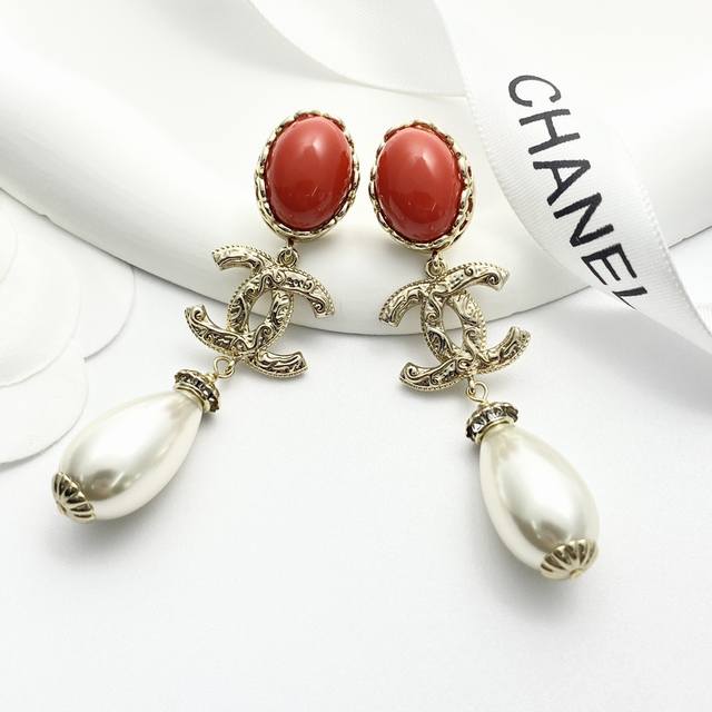 Code E2945 Chanel earrings are hot-selling and new products are available Chan 2