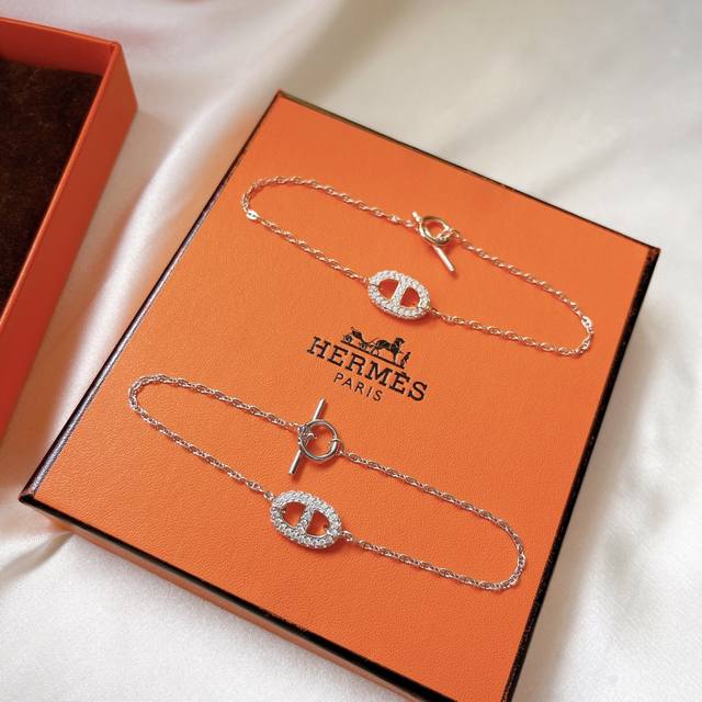 Hermes new popular pig nose bracelet bracelet full of diamonds bracelet counter