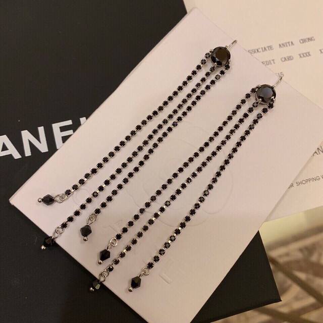Miumiu new round diamond three-row diamond tassel long earrings ear hooks dinner