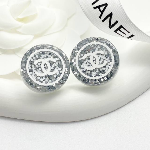 Code E2925 Chanel earrings are hot-selling and new products are available Chan 2