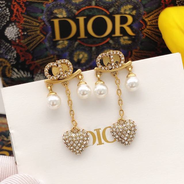 No. Ded0595 Dio*Latest tassel heart earrings consistent Zp brass material