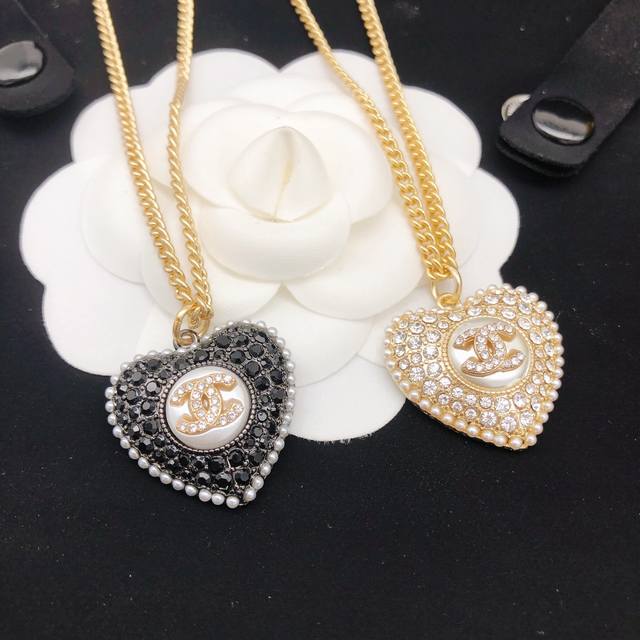 No. Xxl0164 White No. Xxl0163 Black 22B full diamond heart black diamond white d