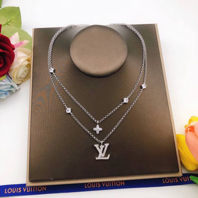 No. Lxl0117 Lv*Latest double-layer silver necklace consistent Zp brass material