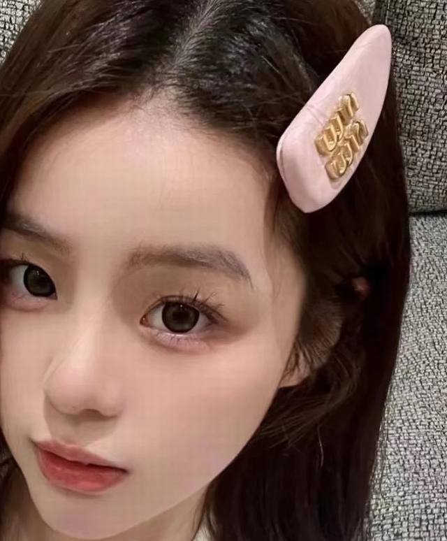 Miumiu candy-colored bread hairpin The adorable girl's heart is firmly grasped [