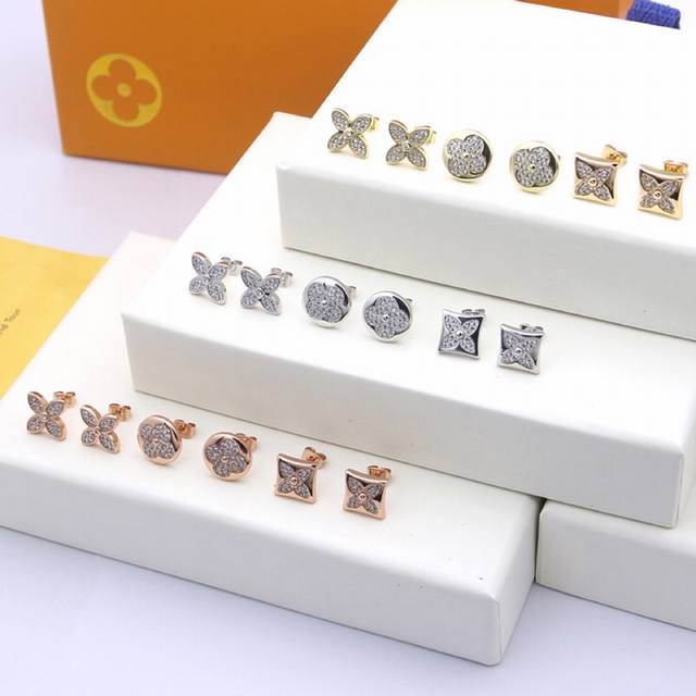 Seiko version Lv earrings Louis Vuitton new full diamond earrings fine gold mate