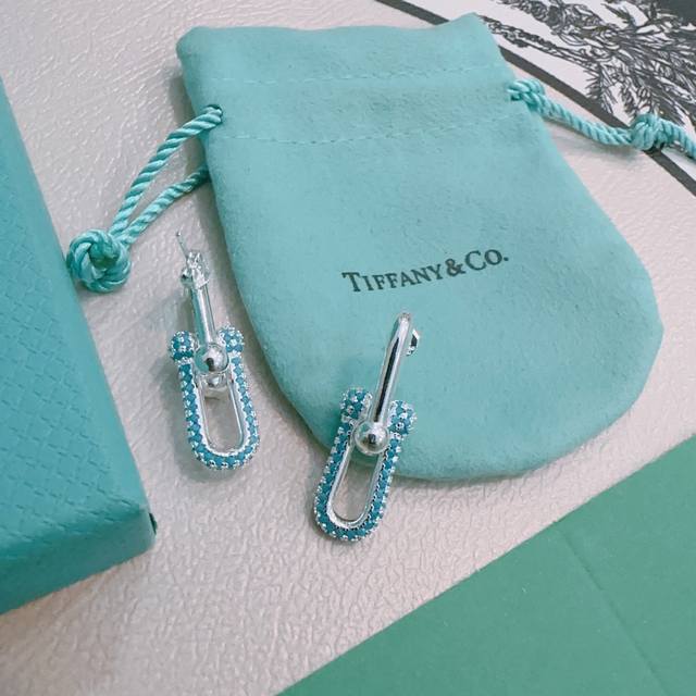 Exclusively customized Tiff Tiffany earrings commemorative earrings are made of
