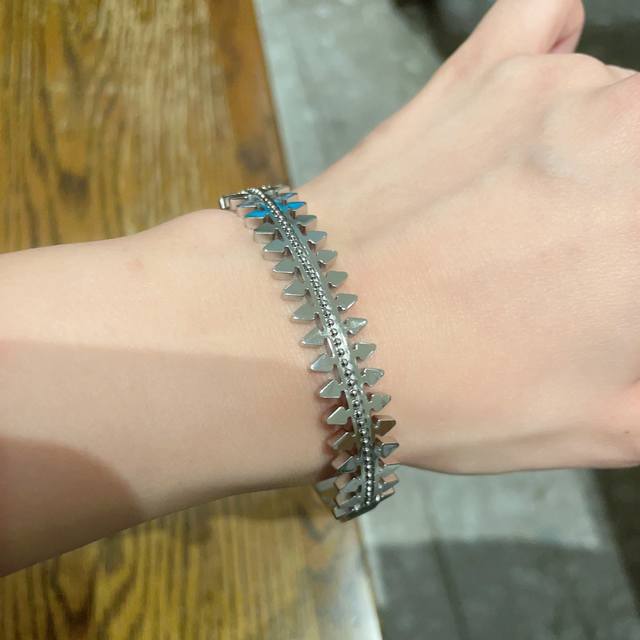 Cartier Cartier official website latest release popular narrow version thin medi