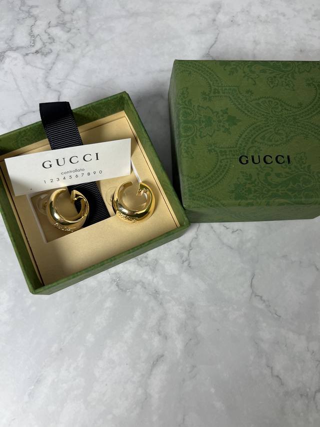 Gucci Big G earrings