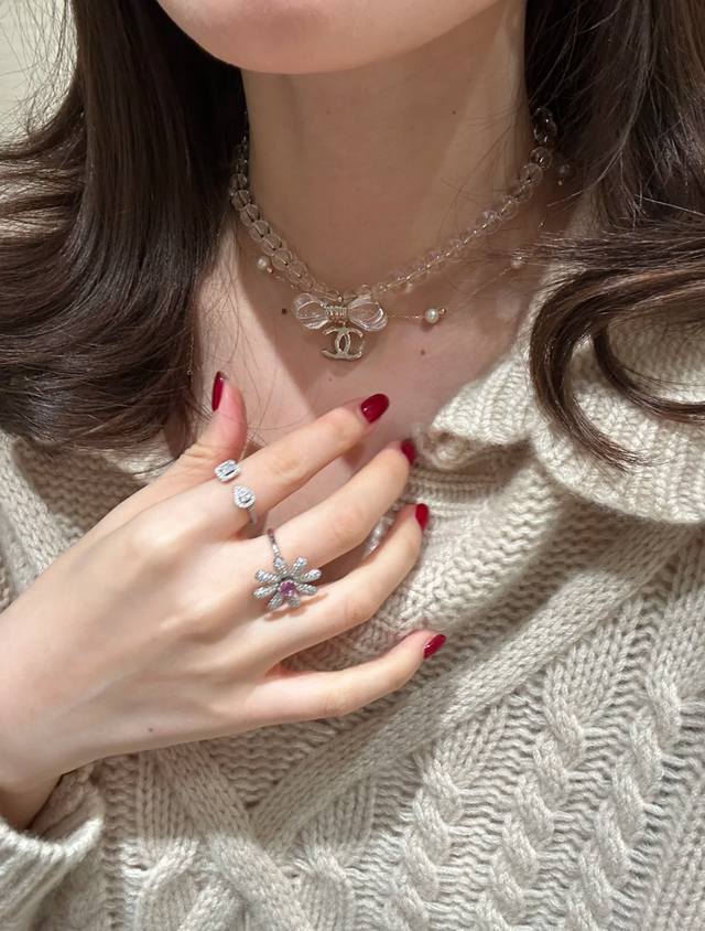 No. Xxl0180 Ch*Nel latest transparent pearl bow necklace consistent Zp brass mat