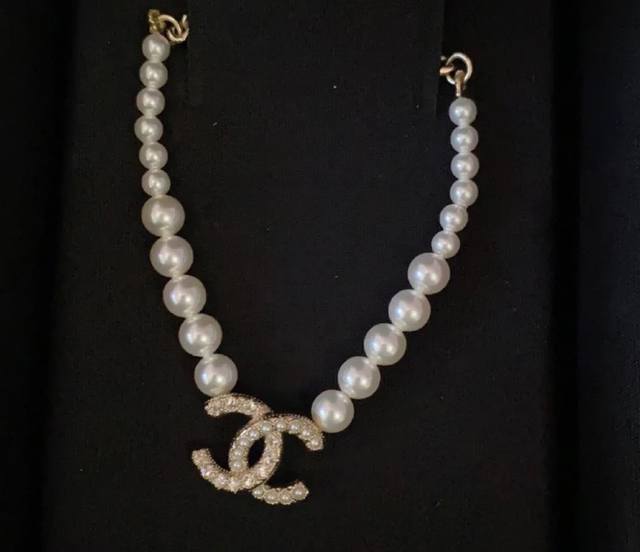 No. Xxl0088 Popular style with half pearl and half chain, more design sense, can