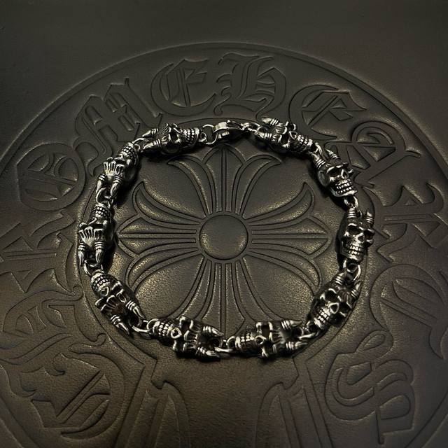 New counter quality Chrome Hearts classic retro distressed ox horn skull bracele
