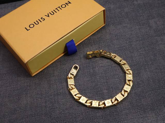 Monogram Tied Up Bracelet M1306M The new color matching bracelet is matched with