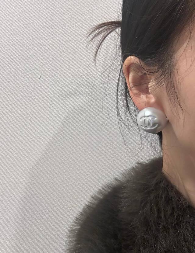We produce giant giant earrings Zp5850, large quantities, please consult custome
