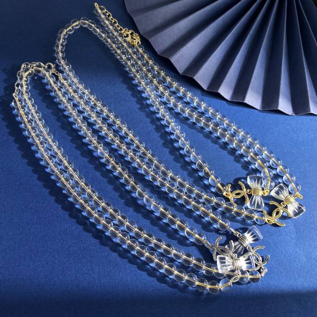 Xn94 Chanel new fashion design double C letter transparent bow glass beads white