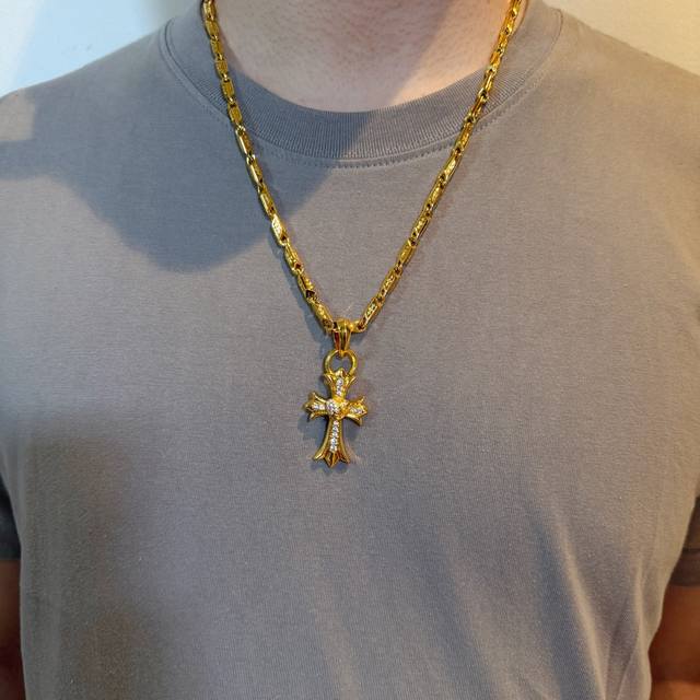 New counter quality Chrome Hearts gold classic retro necklace with full diamond