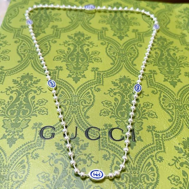The latest Gucci necklace, the Franc series chain is of a higher grade, the same
