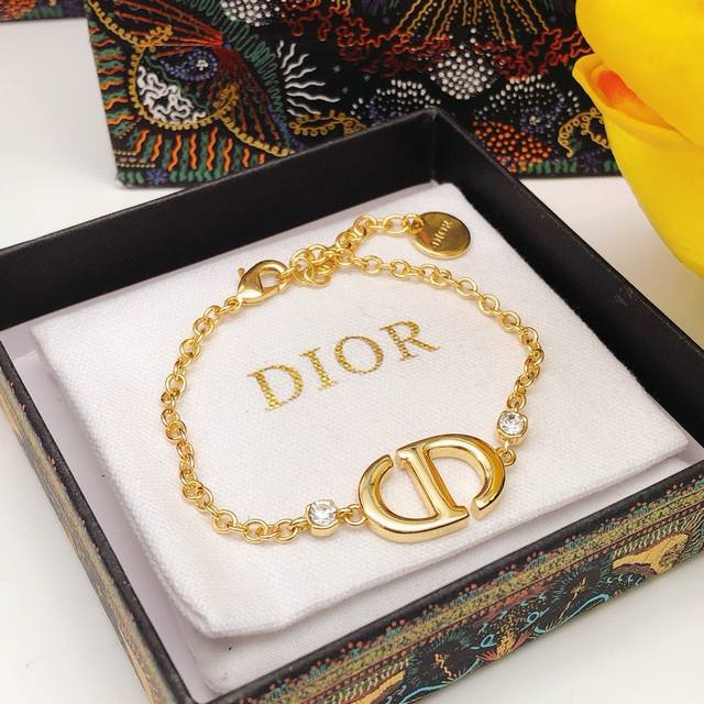 No. Dsl0134 Dio*Latest pig nose bracelet consistent Zp brass material