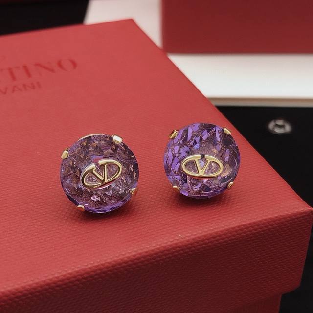No. Ved0235 Purple Valenti*O latest round purple diamond earrings consistent Zp