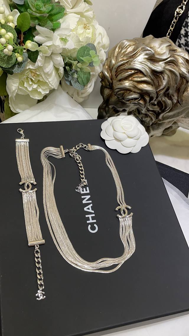 No. Xxl0278 Necklace P80 No. Xsl0045 Bracelet Today's new silver bracelet 24B ne