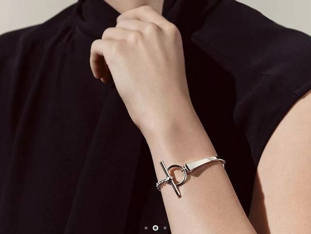 H Bracelet Buckle Bracelet Series Jewelry Special Temperament Bursting Everyone'