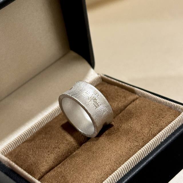 A5642 Independent designer vintage series eight-pointed star brushed ring must b
