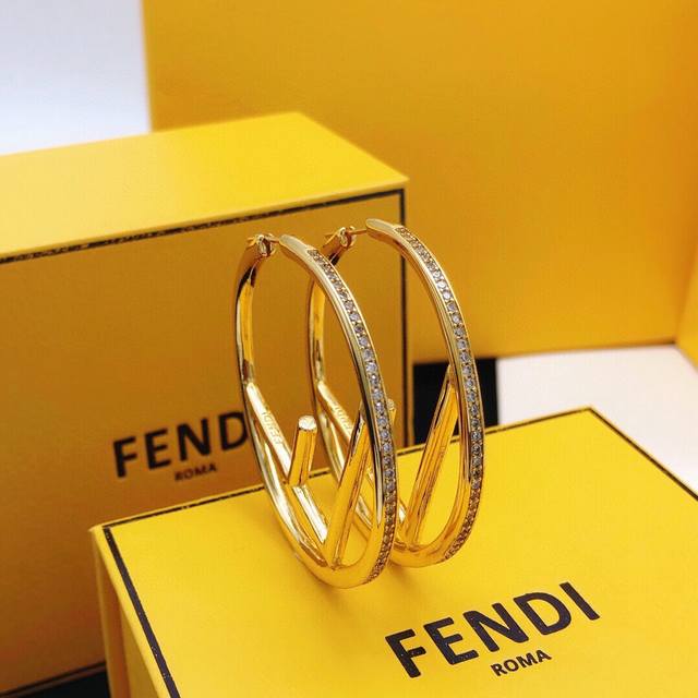 No. Fded0013 Gold 5Cm No. Fded0012 Silver 5Cm Fendi Earrings Large Round Diamond