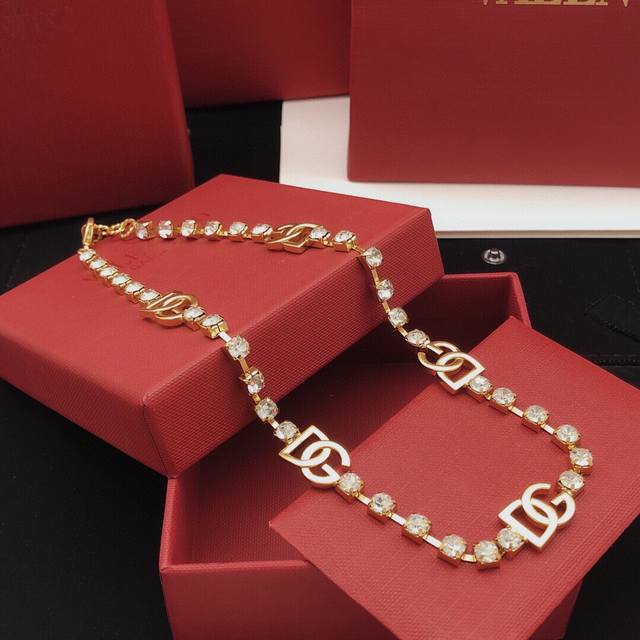 No. Dgxl0009 Dg*Latest diamond necklace consistent Zp brass material