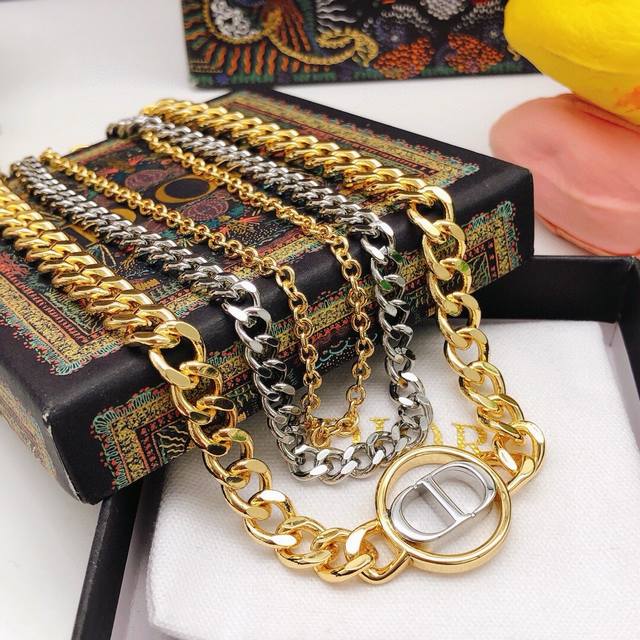 No. Dxl0064 Dio*Latest model Multi-level gold and silver matching Zp brass mater