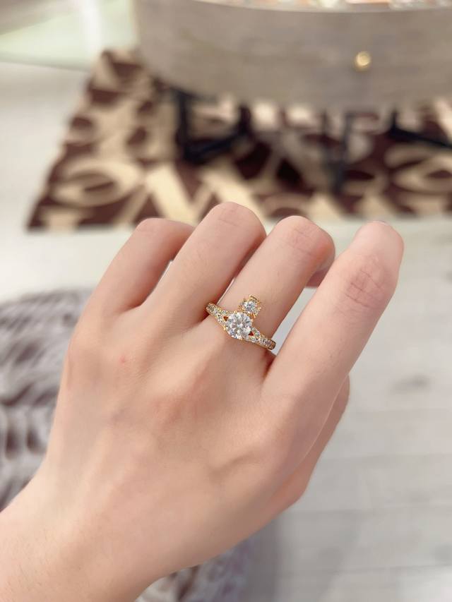 We produce a large number of consulting customers Fu Viviennewestwood ring baby,