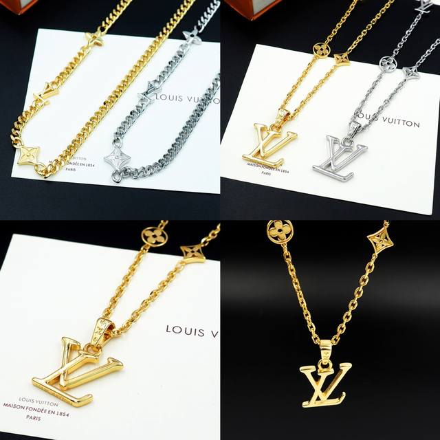 Donkey letter flower necklace