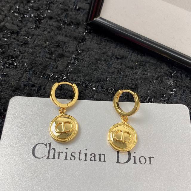 Code E1540 earrings hot sale model hot new synchronization counter exclusive hig