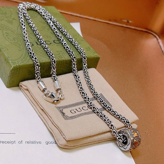 So cool Gucci necklace 2025 latest chain with higher grade. The same classic sty