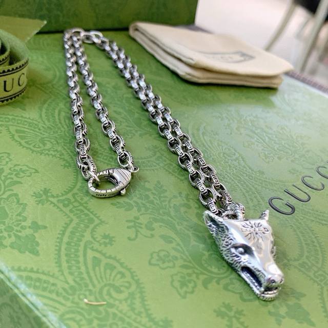 Gucci necklace 2025 latest chain with higher grade, the same style as the stars,