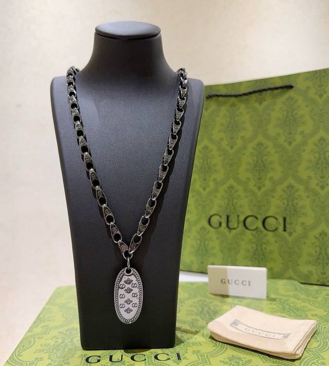 New product release Gucci necklace 2025 latest chain with higher grade. The same