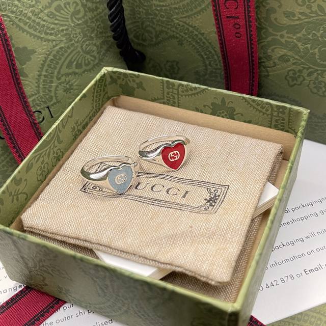 Gucci small red and blue heart enamel ring Size: 6-7-8-9-10-11