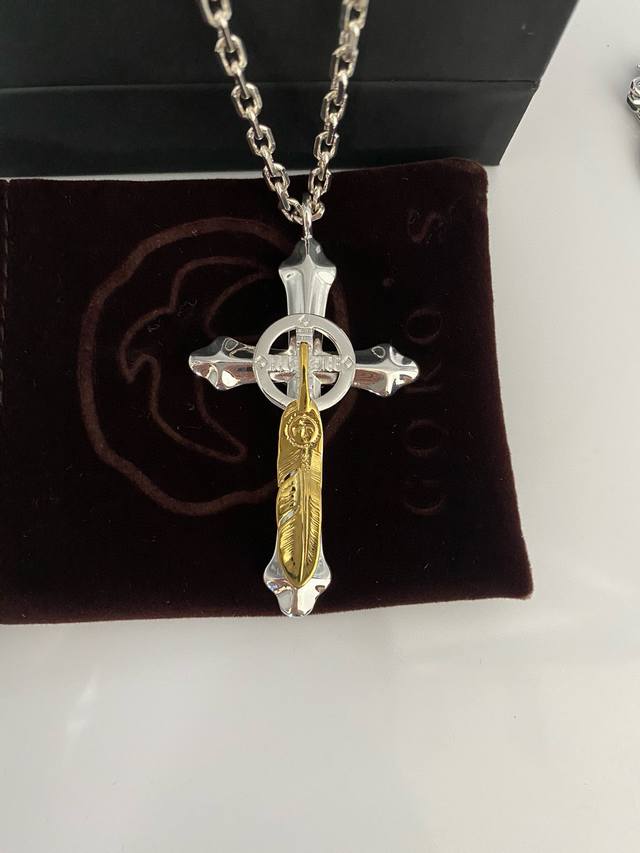 Takahashi Goro cross necklace Xiaohongshu Douyin live broadcast Internet celebri