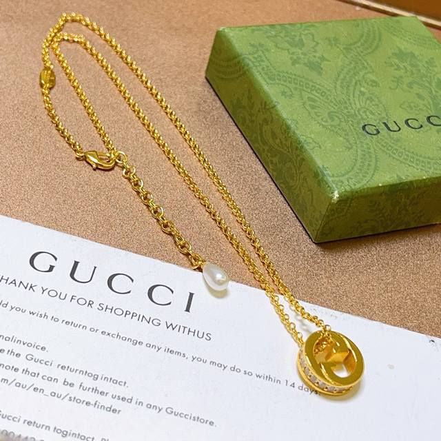 The first choice for Douyin to sell goods is the latest Gucci necklace in 2025.