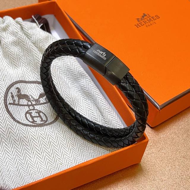 New Hermes bracelet braided bracelet thickened gold version. High-end precision