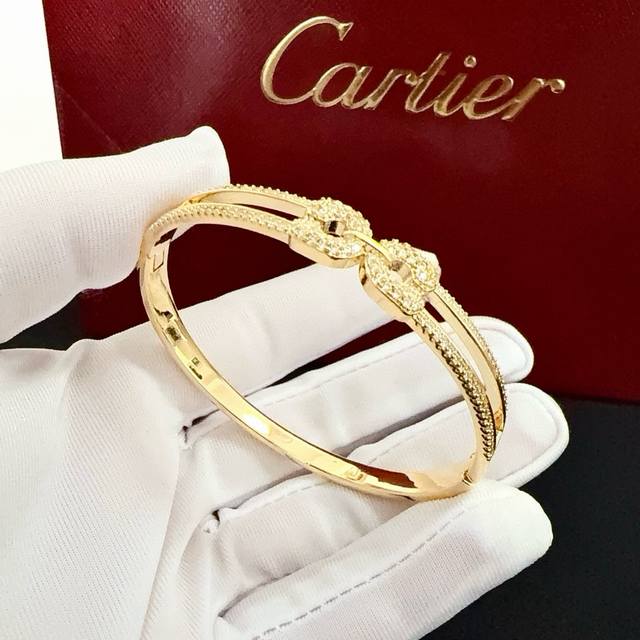 Cartier diamond bracelet High-end custom version Diamond inlay craftsmanship V g