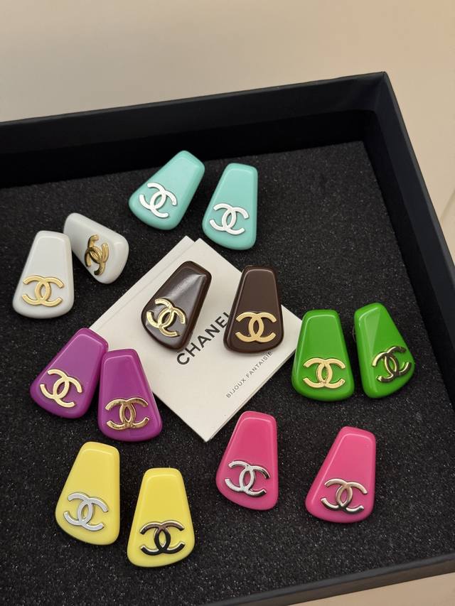 Chanel earrings 7 colors