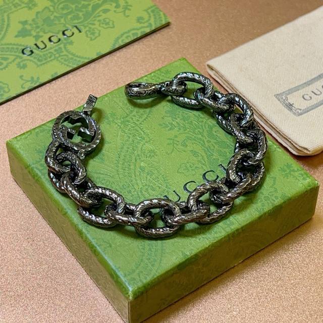 2025 latest luxury bracelet exclusive high-quality Gucci bracelet latest classic