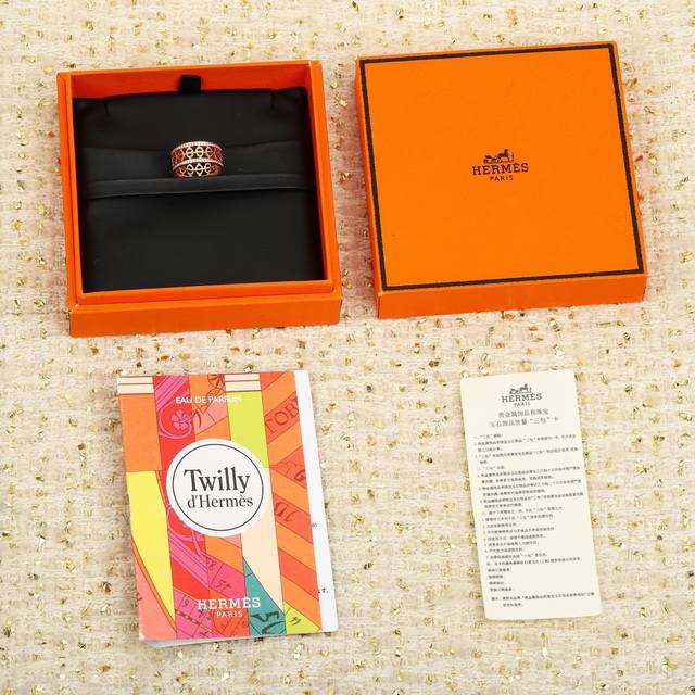 207932 We produce pig nose rings, which can be customized with 18K real gold and