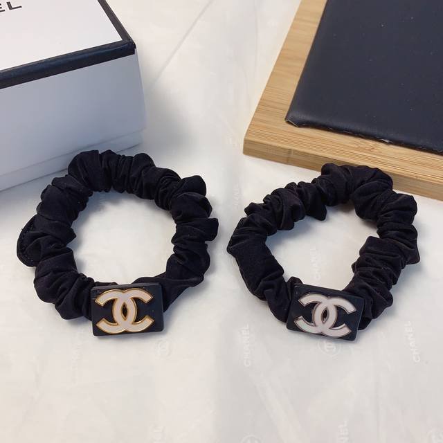 Chanel Xiaoxiang Chanel rubber band shell logo rubber band hair ring daily exqui