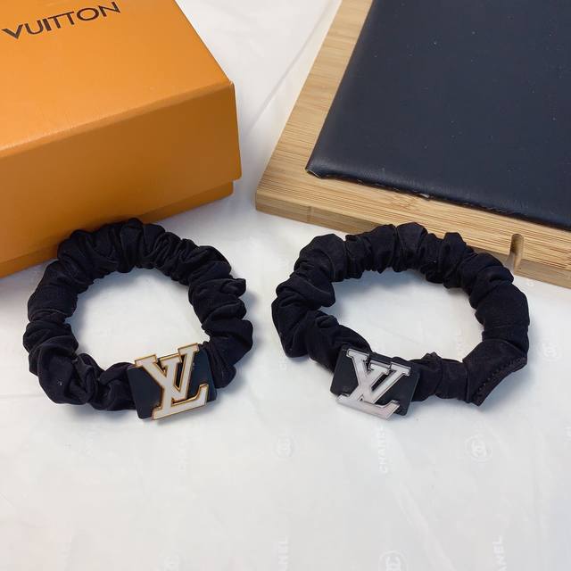 Lv Louis Vuitton Donkey brand rubber band Shell Logo rubber band hair ring Daily