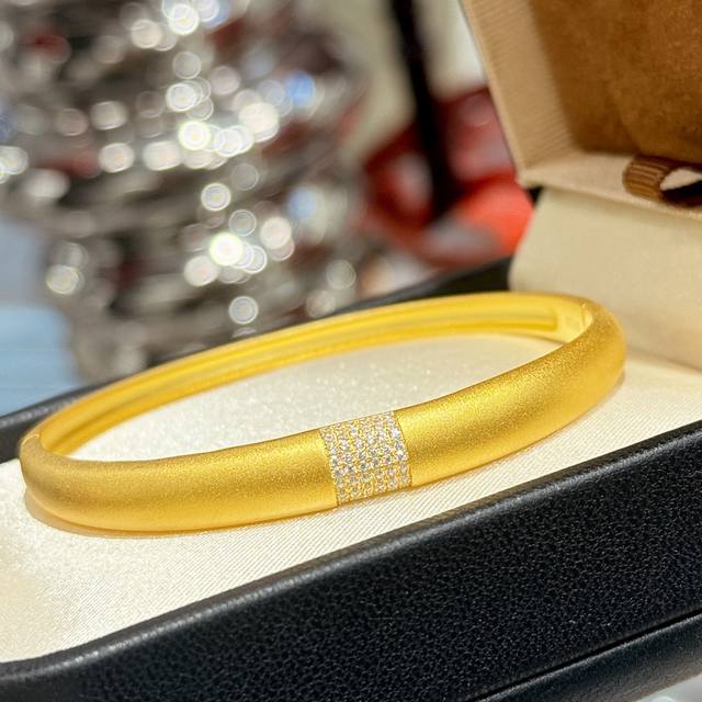 A5563 Ancient gold craftsmanship, rich and perfect frosted diamond bracelet, sur