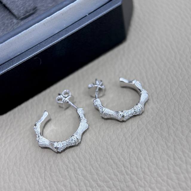 A4739 Independent designer model, popular in the fashion circle, exquisite bambo