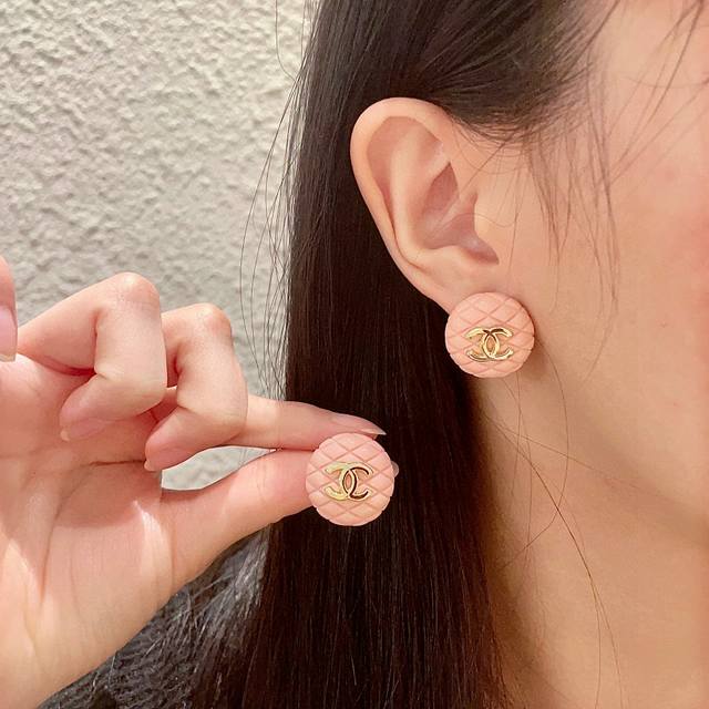 Chanel prismatic double C earrings