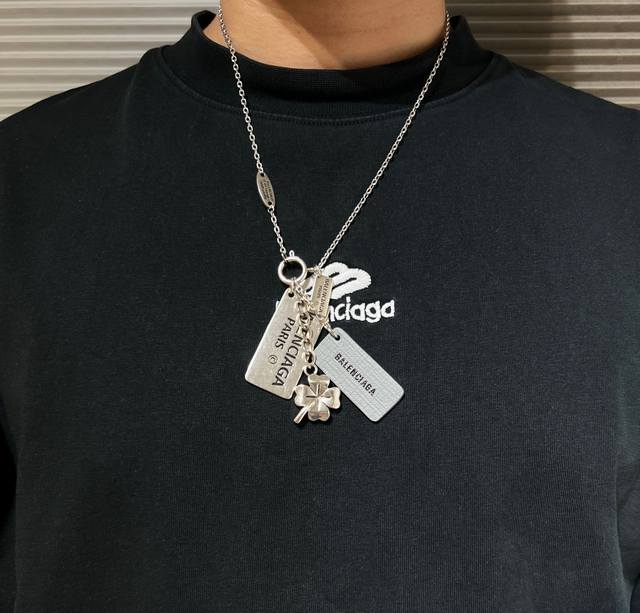 Original goods New product Balenciaga necklace Balenciaga Old style counter cons